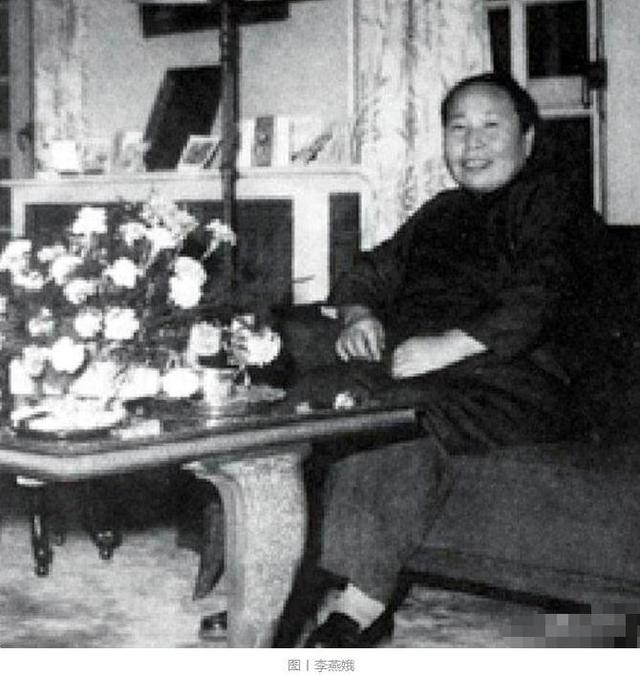 宋庆龄拒绝与孙中山合葬，直言：她伴我53年，我答应要和她葬一起