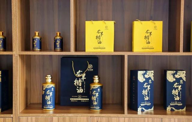 人人人车车车！富阳一地迎来大客流，太赚了！