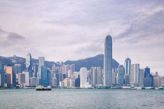 宁愿少赚也要投! 中国40亿美债3分钟售罄, 为何美国发债却无人问津?