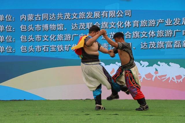 草原盛会走进城市“客厅” 达茂旗城市那达慕带来文旅新体验