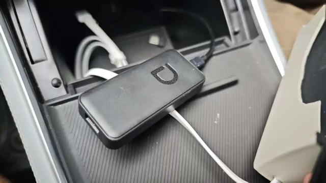 才买2年就被车企“抛弃”？这群车主开始破解车机了