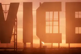《GTA 6》首个预告片信息量炸裂，玩家想穿越到2025年图片