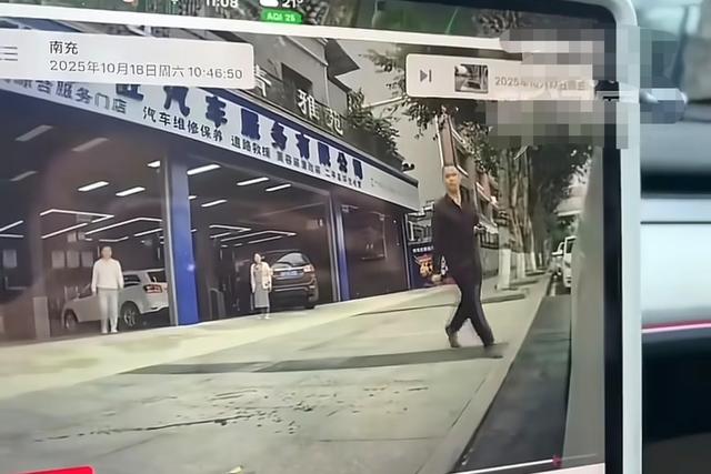 果然够硬！南充扎胎修车店重新开门	，做斜坡立牌子：“请勿泊车”