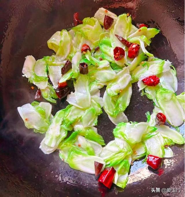 冬天，这菜使劲吃！一润肠、二提神醒脑、三强免疫，不懂吃可惜了