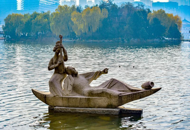 灞桥折柳、曲江流饮，这些路名藏着唐诗密码……