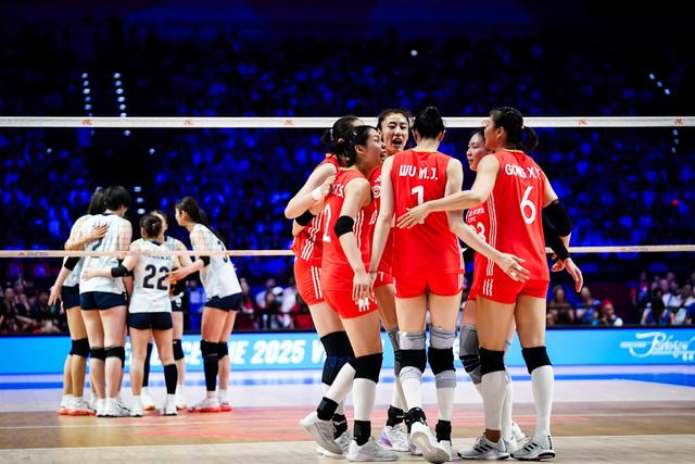 韩国0-3惨败，世联赛最新积分榜如下，中国女排第六，日本掉第5！