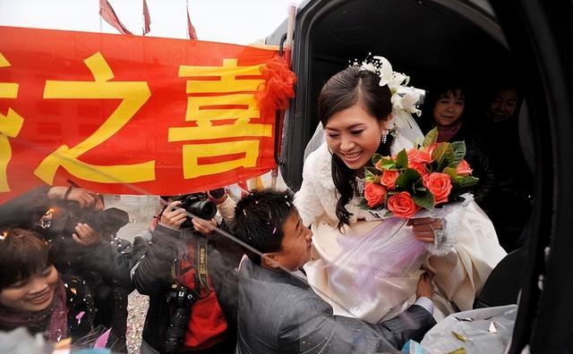 发现了吗？凡是结婚不主动要彩礼的女方家庭，一般都是如下几种