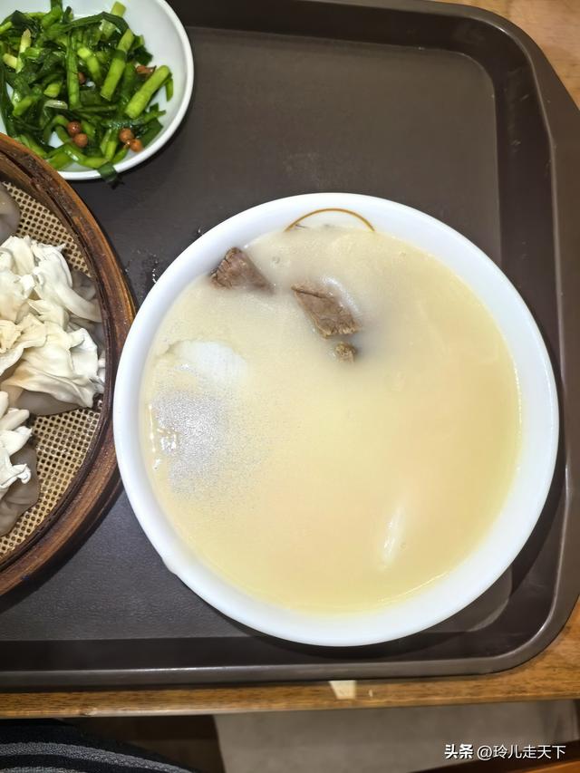 奇怪吗？太原有种小吃叫头脑