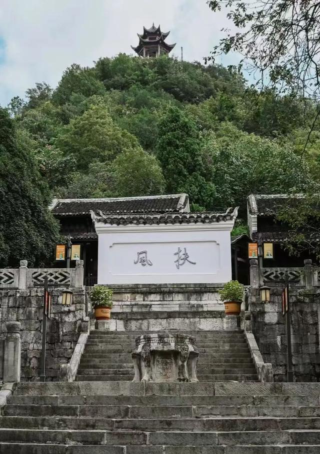 半城烟火半城景！爽爽贵阳新十景 云岩来上分