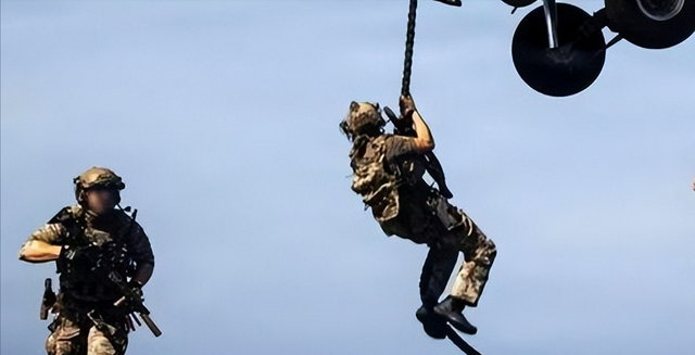 特朗普半小时内连续扣押2艘油轮，不到24小时，中方强硬送上2句话