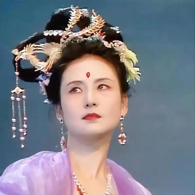 《西游记》嫦娥竟不是人？是职位！86版改编骗了我们几十年