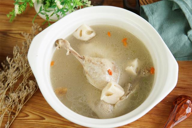 进入秋季，推荐5道更适合秋天吃的菜，合理“贴秋膘”，不能乱补