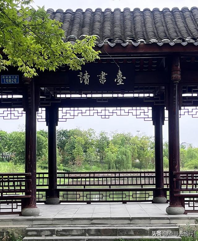 成都最近紫薇花公园，被严重低估，花开惊艳，地铁公交车直达！