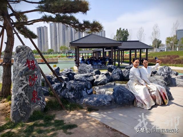 “打好五张牌 抢占新赛道”系列报道之一——“百泉生态”牌 在赏泉听泉中畅享太行泉城之美