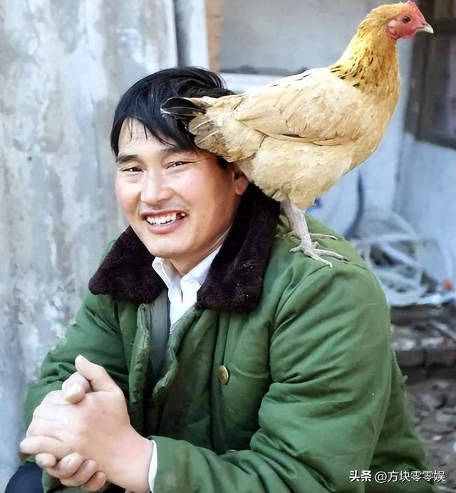 善恶到头终有报	，54岁的农民歌手朱之文，如今已走上了新的道路