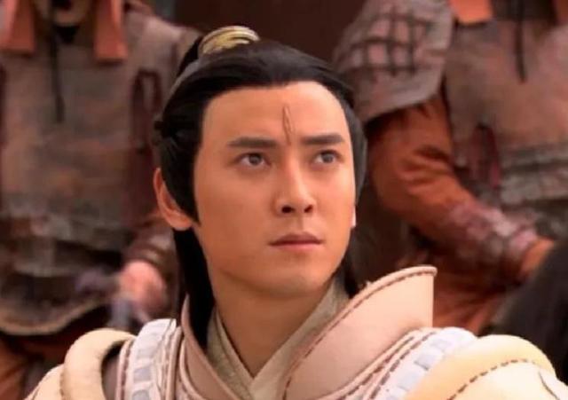 从一线明星，沦落到拍短剧	，这5位演员走到今天这步，怪不了别人