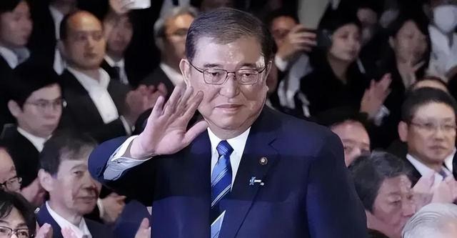 日本彻底慌了！马库斯捐赠的照片，让日本连夜修改教科书关于731