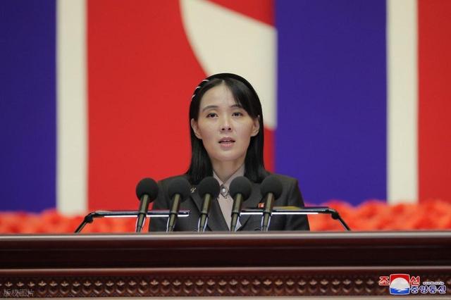 不到48小时，金与正通告全球！特朗普李在明丢脸，我国已不用回应
