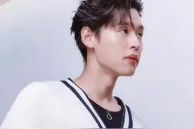 泰国那些高学历的明星图片