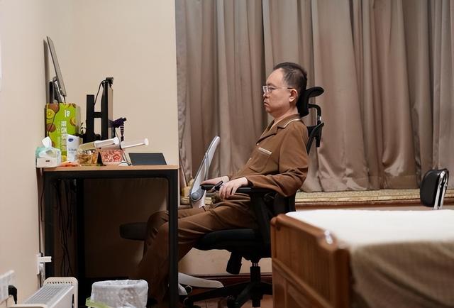 老天太残忍！蔡磊妻子痛苦自曝处境，丈夫濒临死亡，可怜6岁儿子