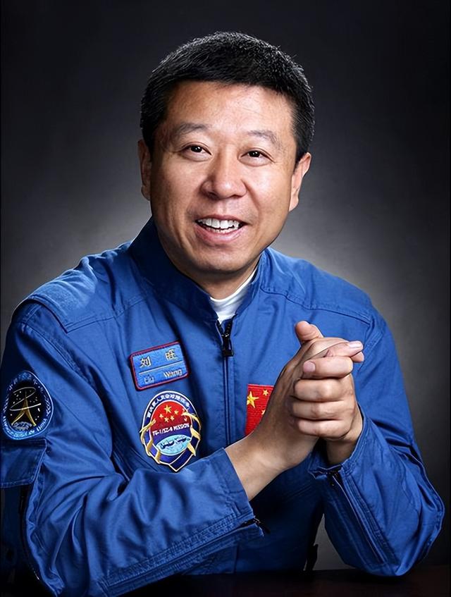 发射倒计时！神舟二十一号准备出征，3名老航天员有机会出差吗？