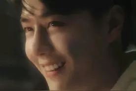 笑容的力量！王一博如何用一笑治愈你的不开心图片