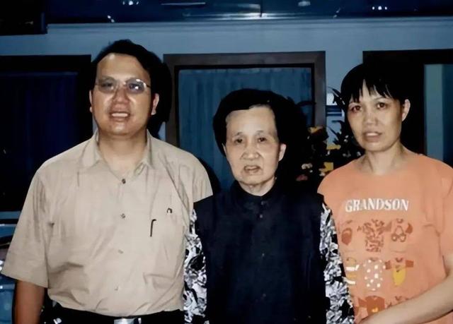 毛金花：毛泽东流落民间长女，一生未与父母相认，如今已94岁