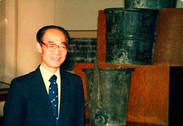 打捞一艘沉船，花掉三亿人民币？打开船舱后，所有人都懵了！