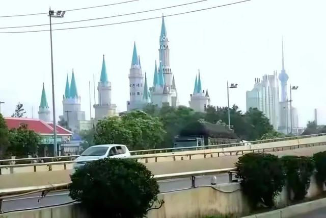 洛阳人，还记得桥北头的“鬼城”吗？它曾是洛阳旅游的顶流