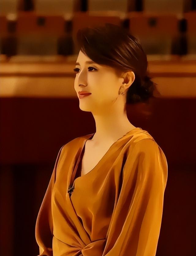 包养四个男人，嫁给70岁富翁？央视女主持私生活谣言有多离谱？