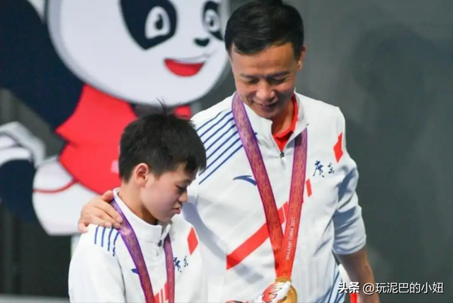 全红婵夺冠才3天，恶心的一幕出现了，人民日报下场为其“撑腰”