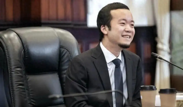 全球追捕！中国渔村走出的"柬埔寨公爵",如何靠电诈狂捞千亿美元?