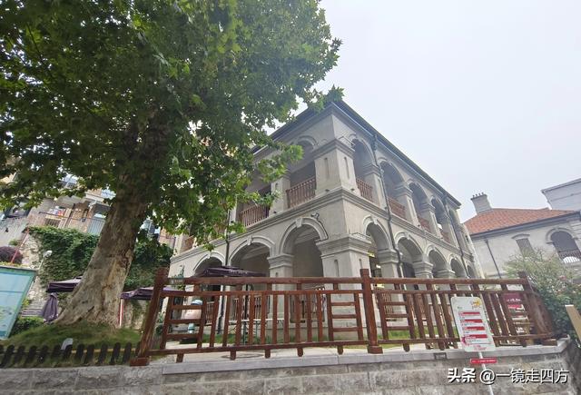被誉为"活着的武汉近代史书"的历史街区昙华林