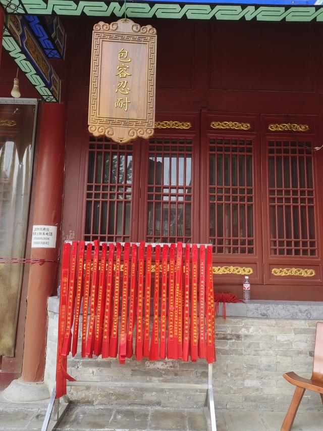 徒步穿越西流湖，赏秋正当时