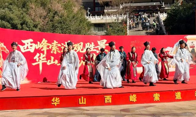 瑞马奔腾中国年 黄河岸边过大年 2026 渭南春节文旅活动绘就丰年盛景