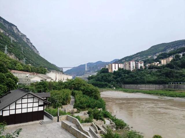 赤水河畔，川黔渡口二郎滩