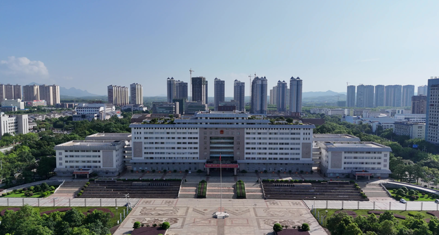 买房避坑指南：警惕这些华而不实的 “伪配套”