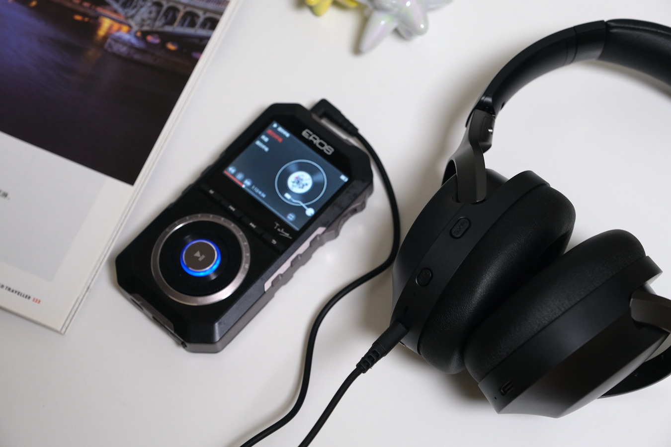 “声”临其境,诚意之作,浅谈创新ZEN HYBRID SXFI无线头戴式耳机