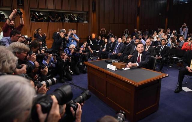 白宫外爆发枪击案，特朗普再陷“通俄门”