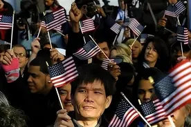 美国华裔二代的心里话：看到中国发展这么好，父辈移民已经破防了图片