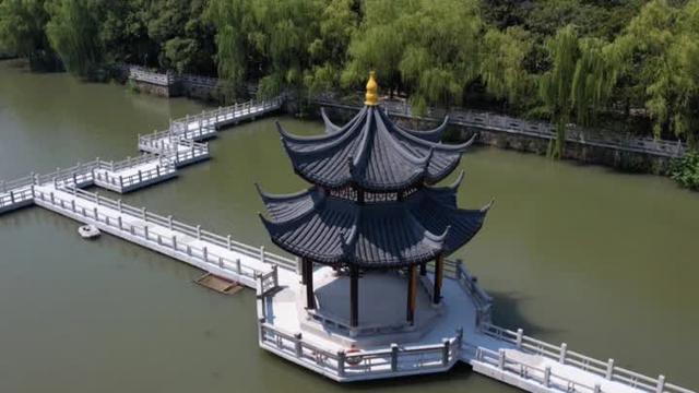 跟着“苏超”去读城｜清幽阆苑 福地崇川
