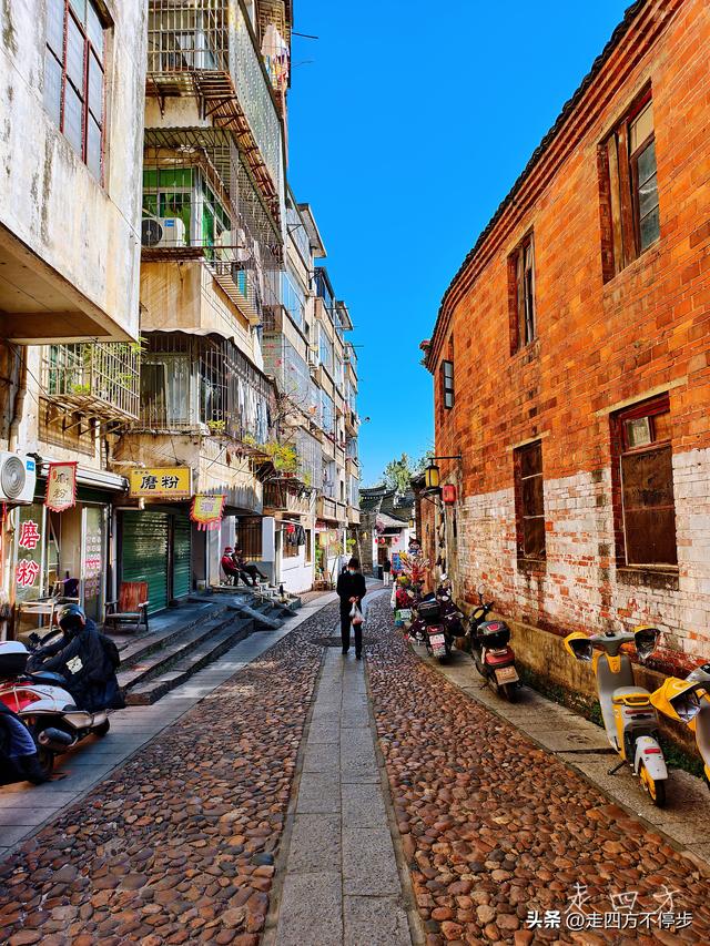 青砖黛瓦间的盛世闲庭——赣州灶儿巷漫游记