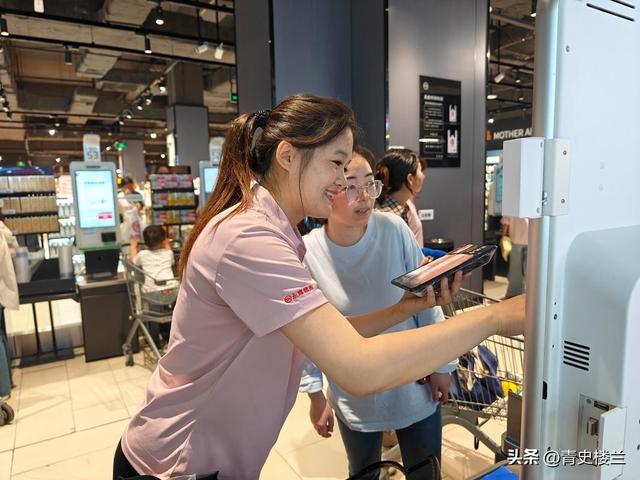又一巨头倒下！疯狂关店11万家，为什么我们都不愿意逛商场了？