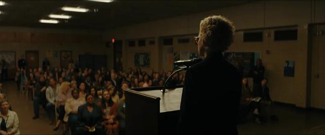 票房破19亿！漫威退下来3位演员，联手拍R级片，给老东家上了一课