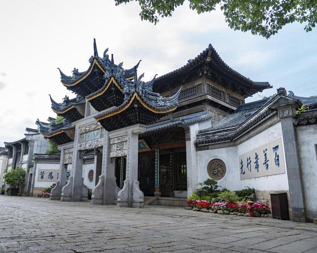 高铁直达！11-12月最值得去的6个古镇，工作累了，就去小住三五天