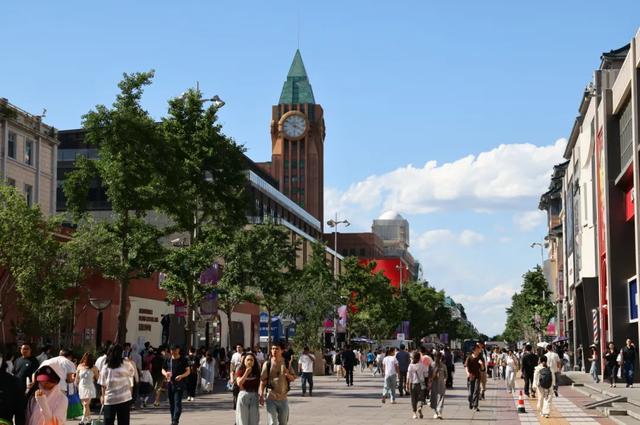 世界城市日,看东城,拔节生长——