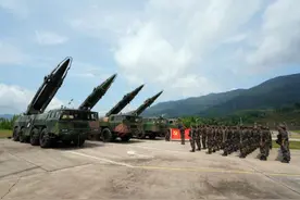 中国火箭军有多强？拥有超过4000枚各型导弹，东风41号称导弹王牌图片