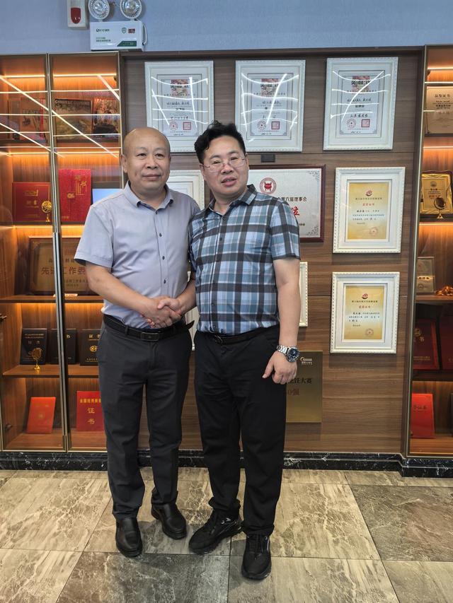 著名文化学者张龙哈尔滨打卡，邀客共品龙江风情
