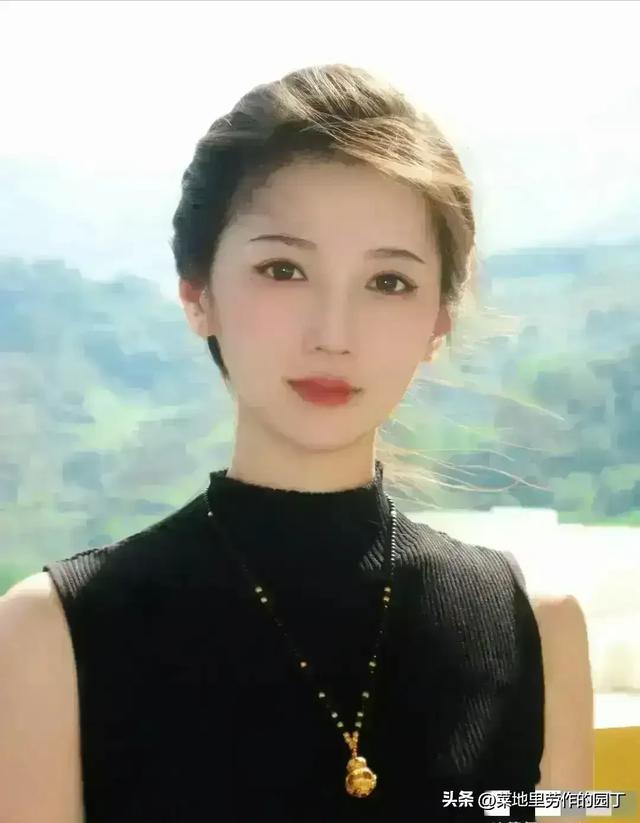 上海校花，172cm身段45kg	，美得太犯规，让人容易犯罪啊