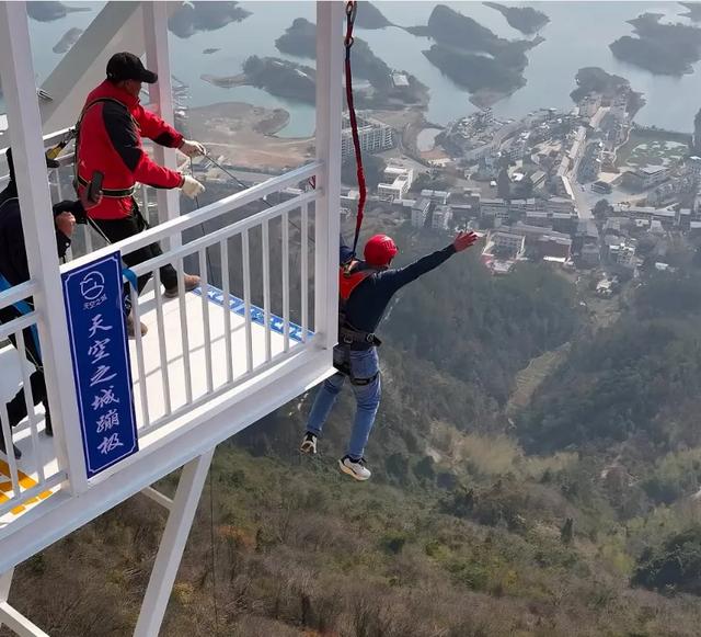 中国第一批“窝囊”景区，拯救无数打工人